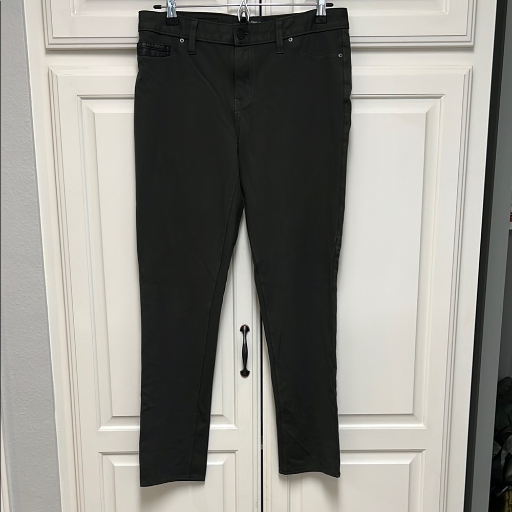 Calvin Klein Jeans. Women’s size 10. Dark Olive color.